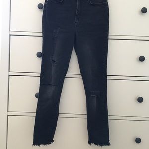 Black ripped skinny jeans